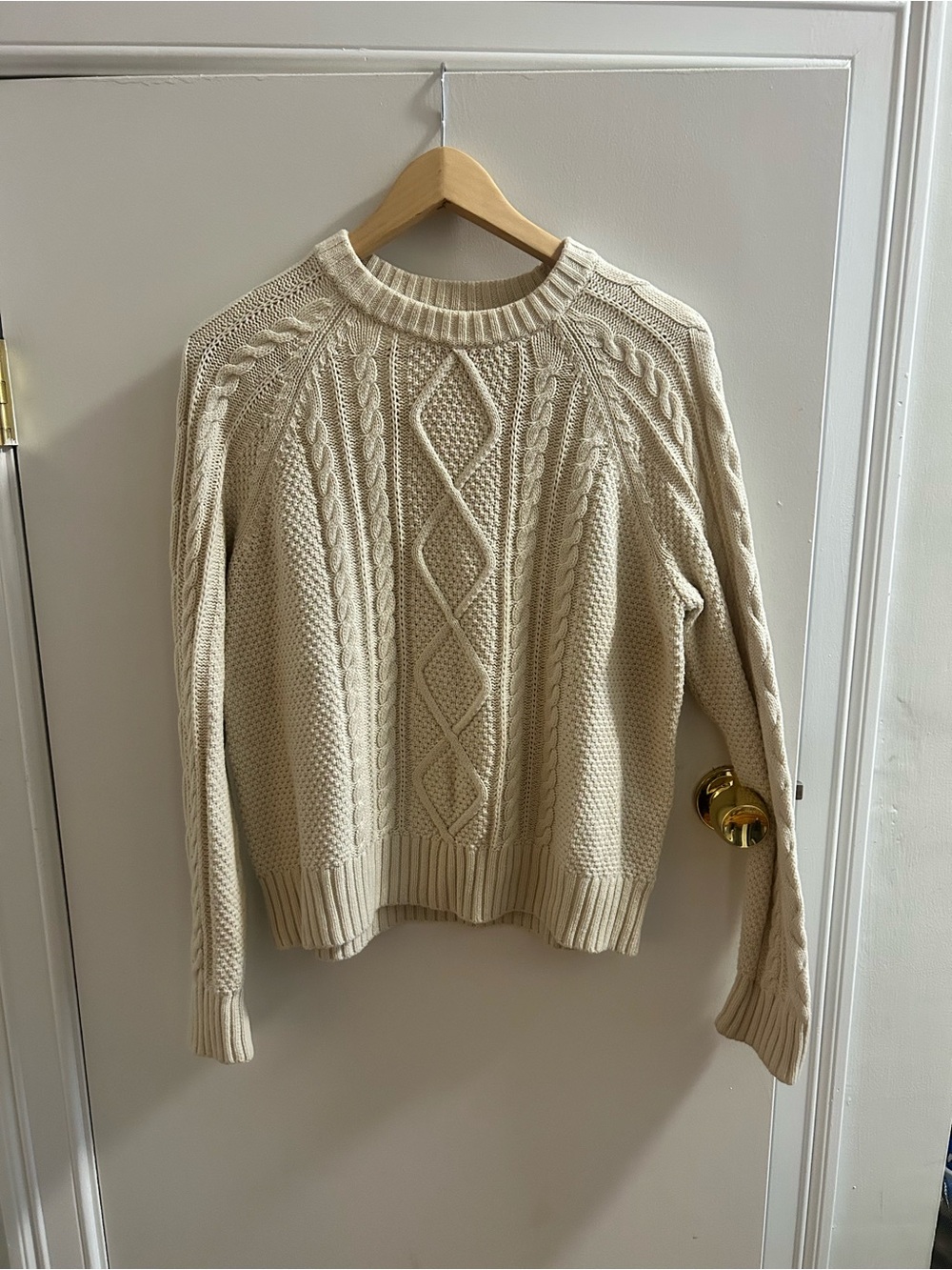 GAP Cream Cable Knit Crewneck Sweater